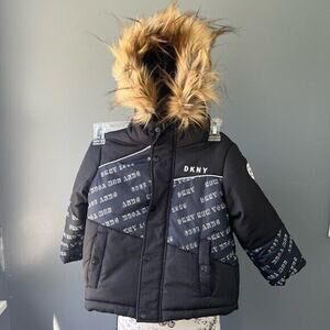 DKNY 4T black puffer fleece lined zip up jacket with faux fur hood and pockets
